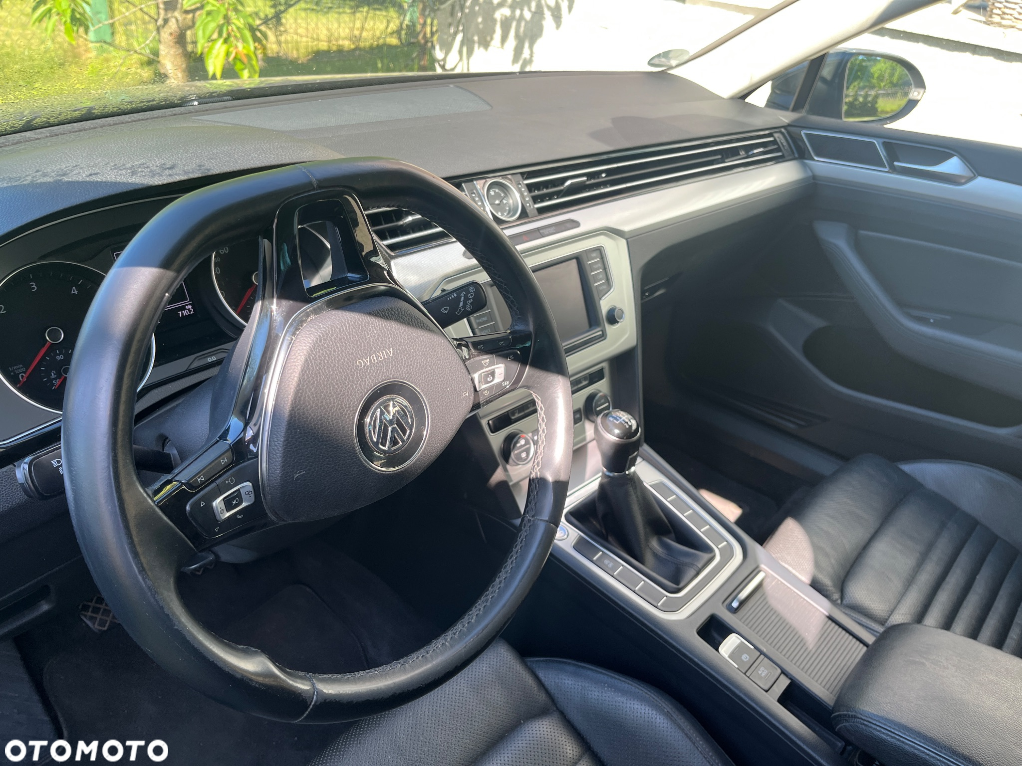 Volkswagen Passat 2.0 TDI BMT Comfortline - 11