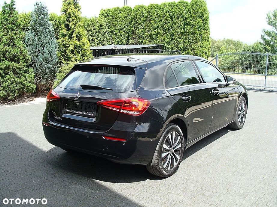 Mercedes-Benz Klasa A 250 e PHEV Progressive 8G-DCT - 5