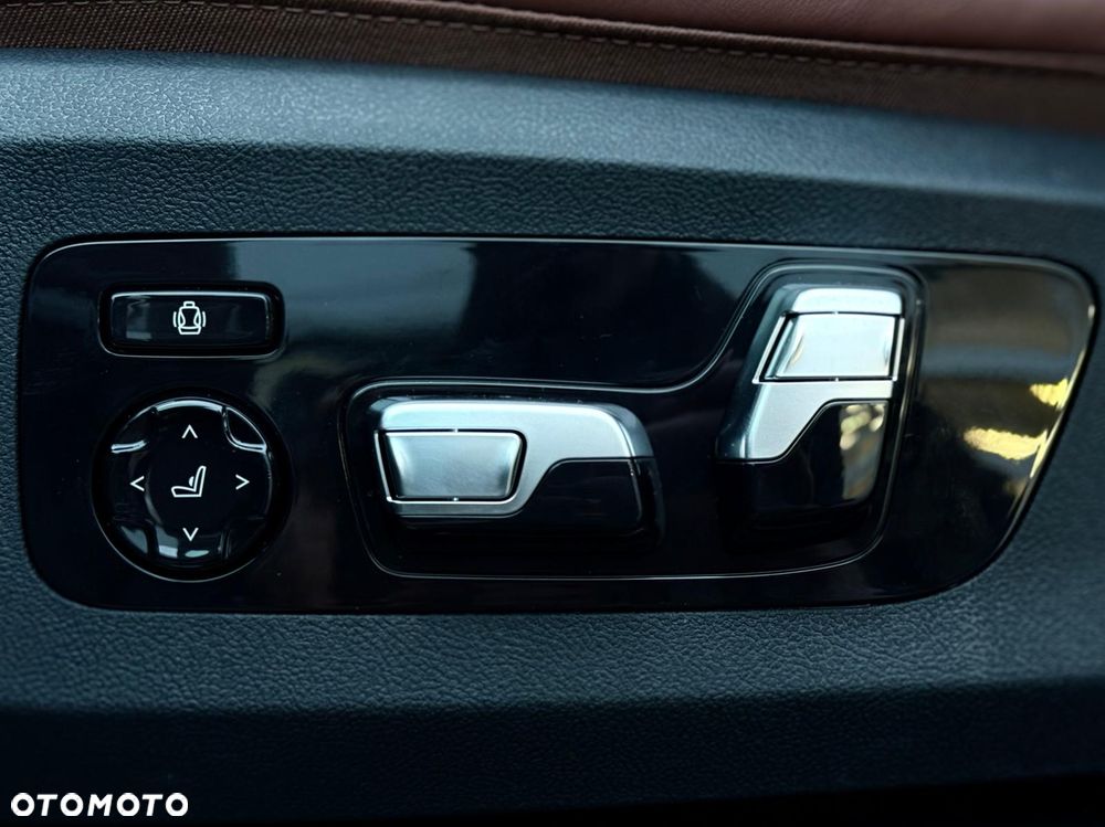 BMW X5 xDrive30d - 25