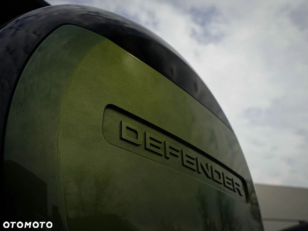 Land Rover Defender 3.0 D350 mHEV X-Dynamic SE - 10