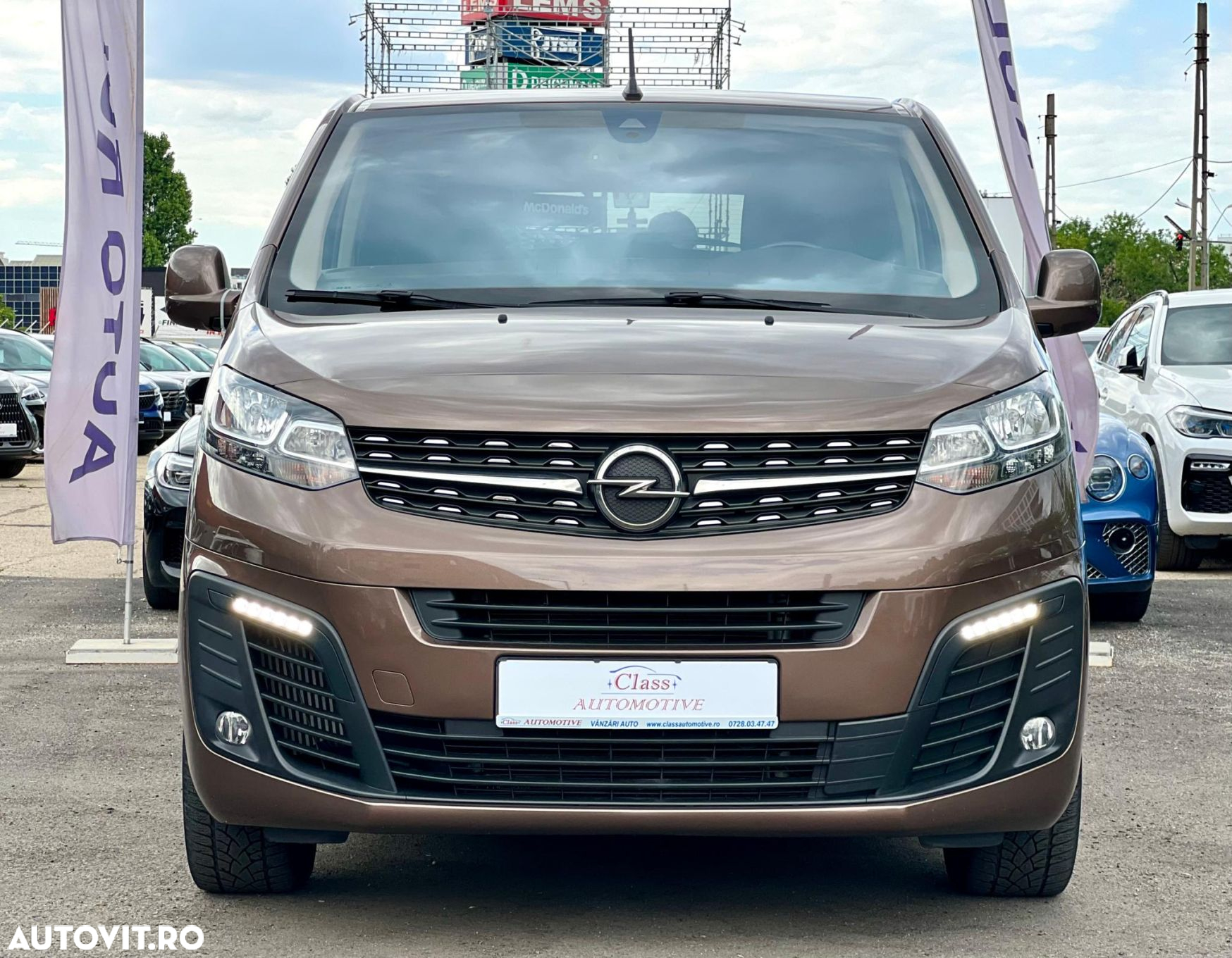 Opel vivaro - 9
