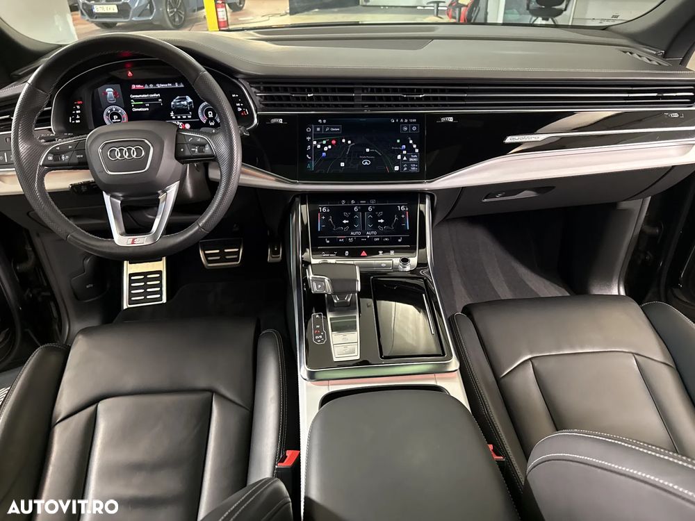 Audi Q8 - 10