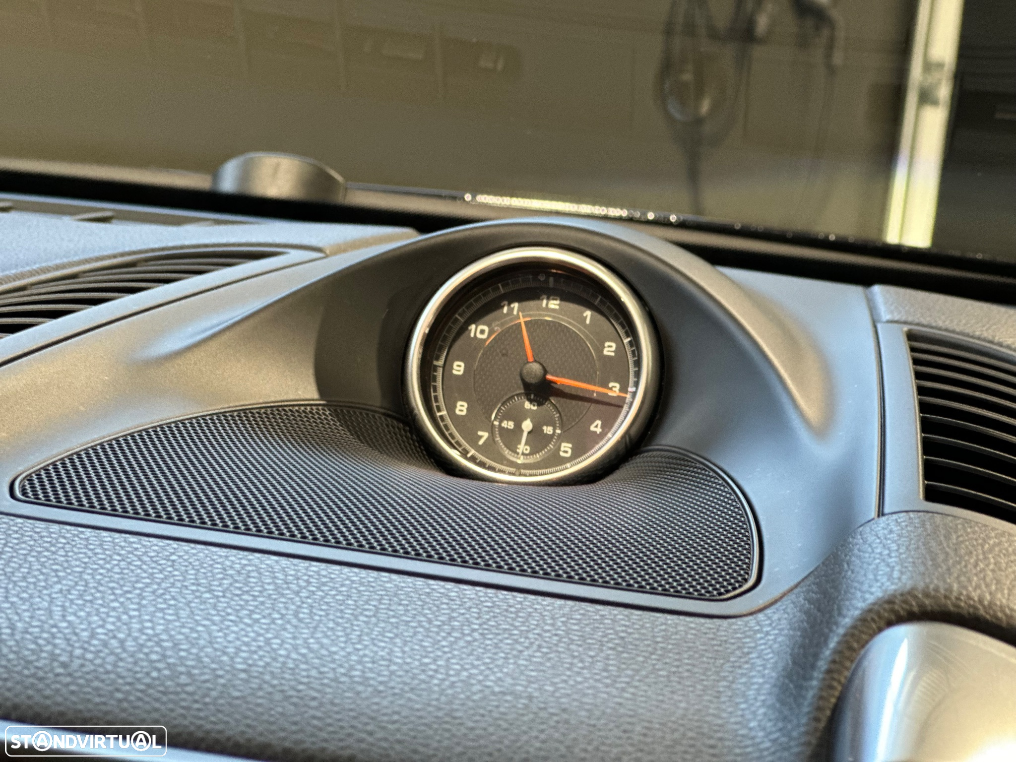 Porsche Cayenne Platinum Edition - 35