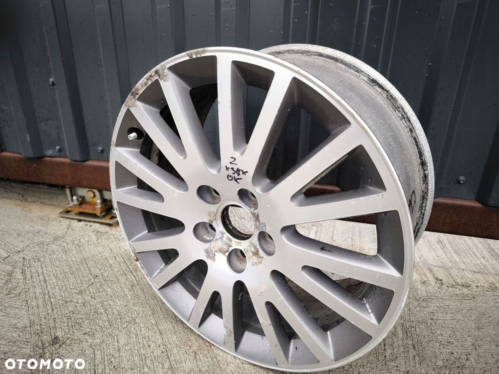 FELGA ALUMINIOWA AUDI A3 A4 A6 VW SKODA 7.5J R17 ET56 8P0601025BE Z*37* OK - 4