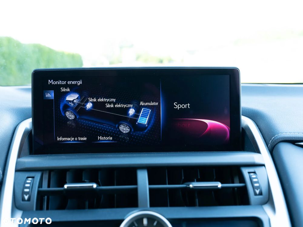 Lexus NX 300h Comfort AWD - 33