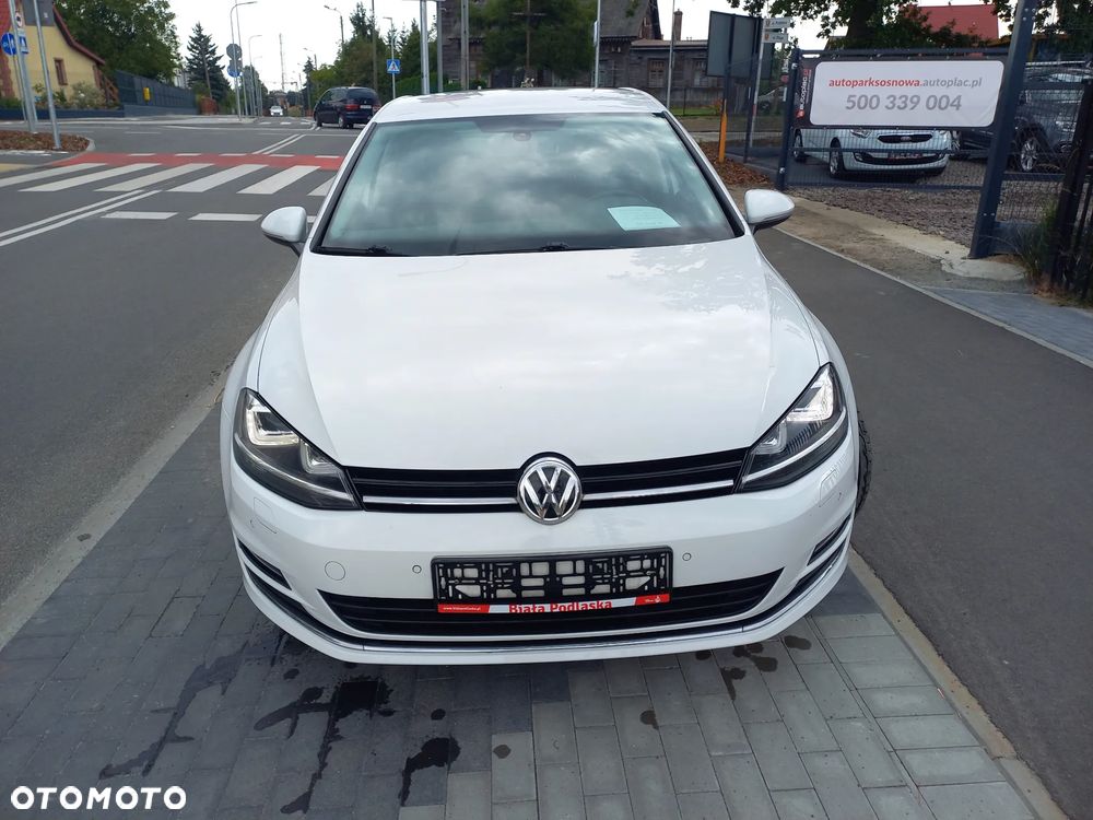 Volkswagen Golf 1.4 TSI BMT Comfortline - 17