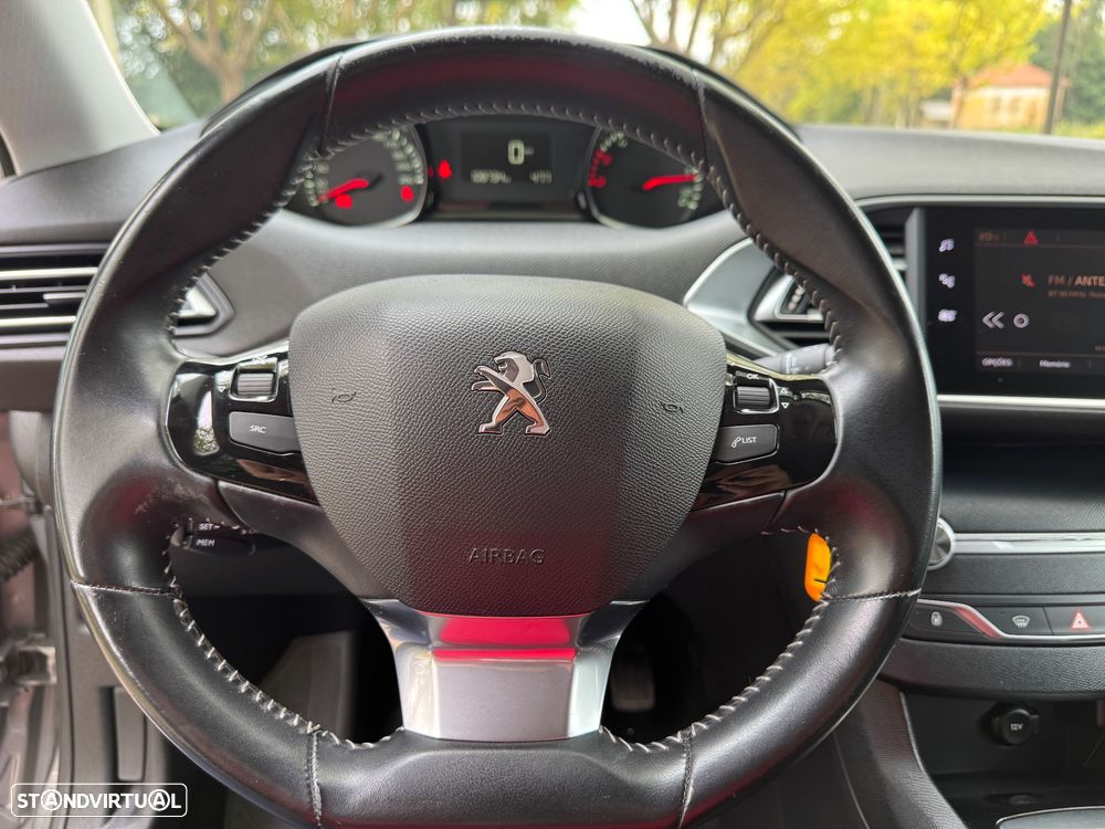 Peugeot 308 SW 1.5 BlueHDi Style - 28
