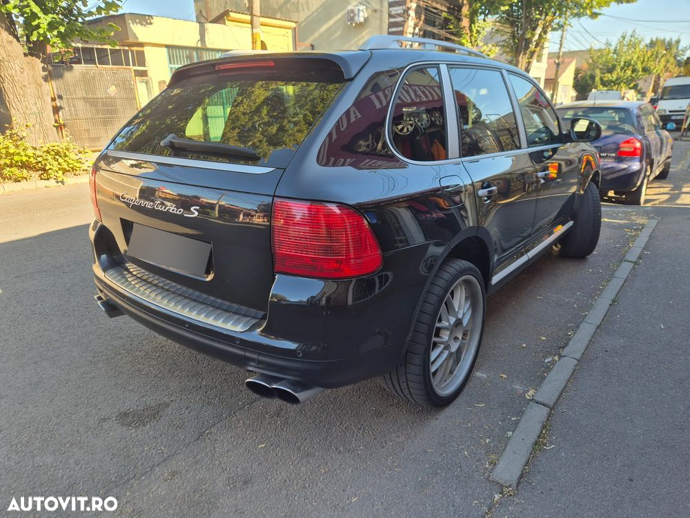 Porsche Cayenne Turbo S Aut - 3