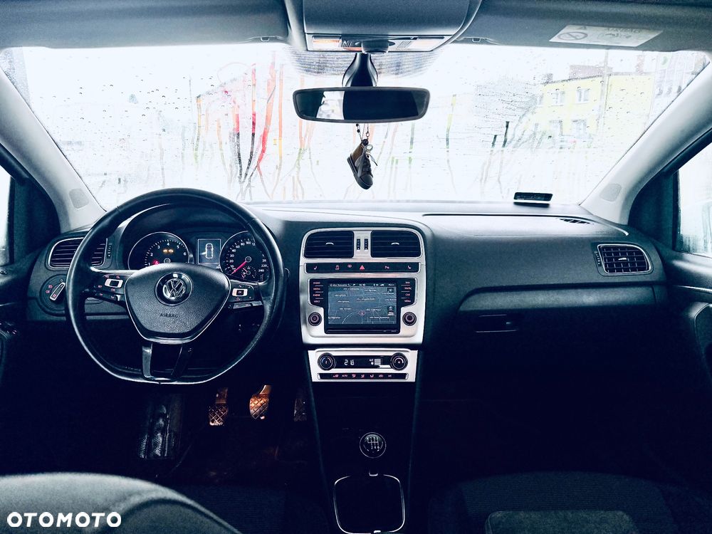 Volkswagen Polo 1.2 TSI BMT Highline - 9