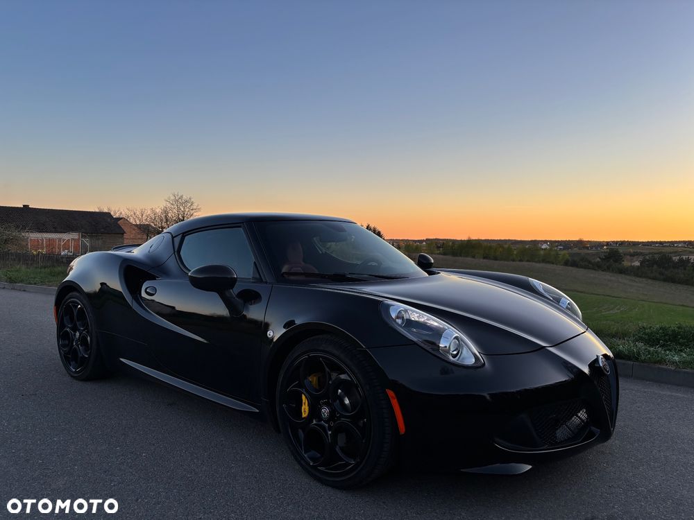 Alfa Romeo 4C - 1