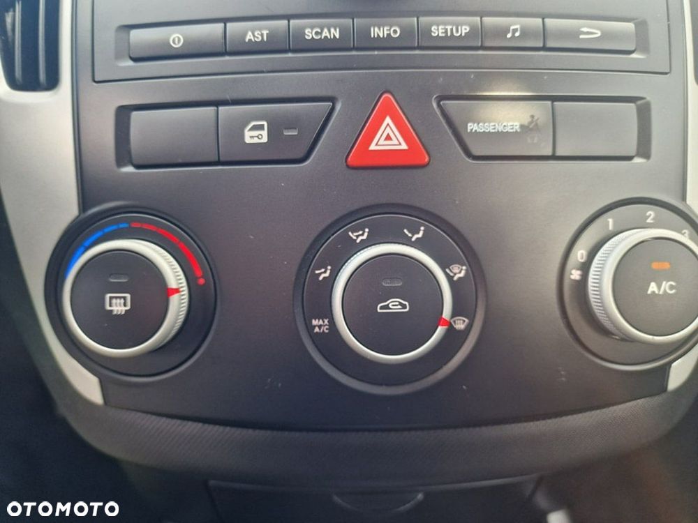 Kia Ceed 1.4 CVVT Vision - 18