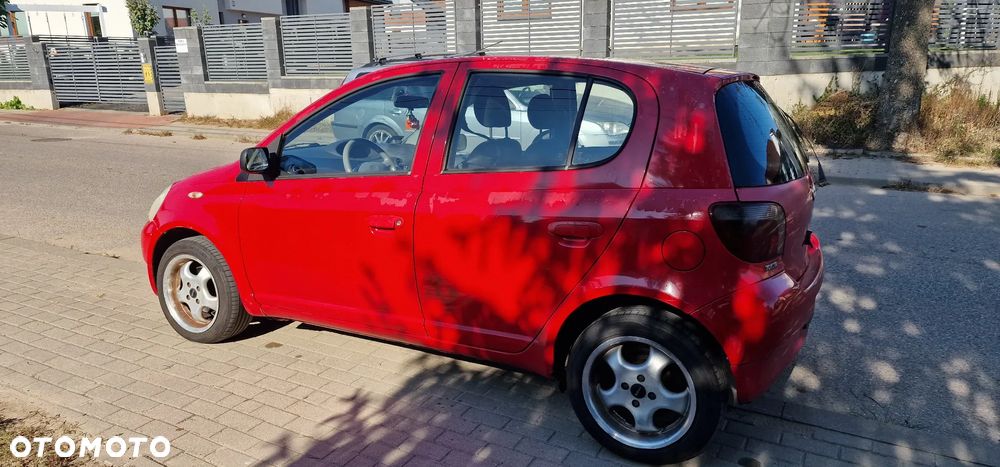 Toyota Yaris 1.4 D-4D Linea Terra - 20