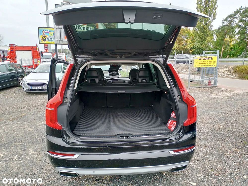 Volvo XC 90 D5 AWD Momentum - 9