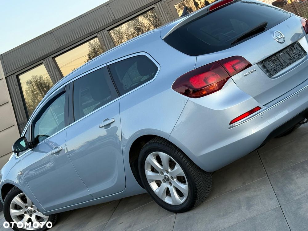 Opel Astra - 14