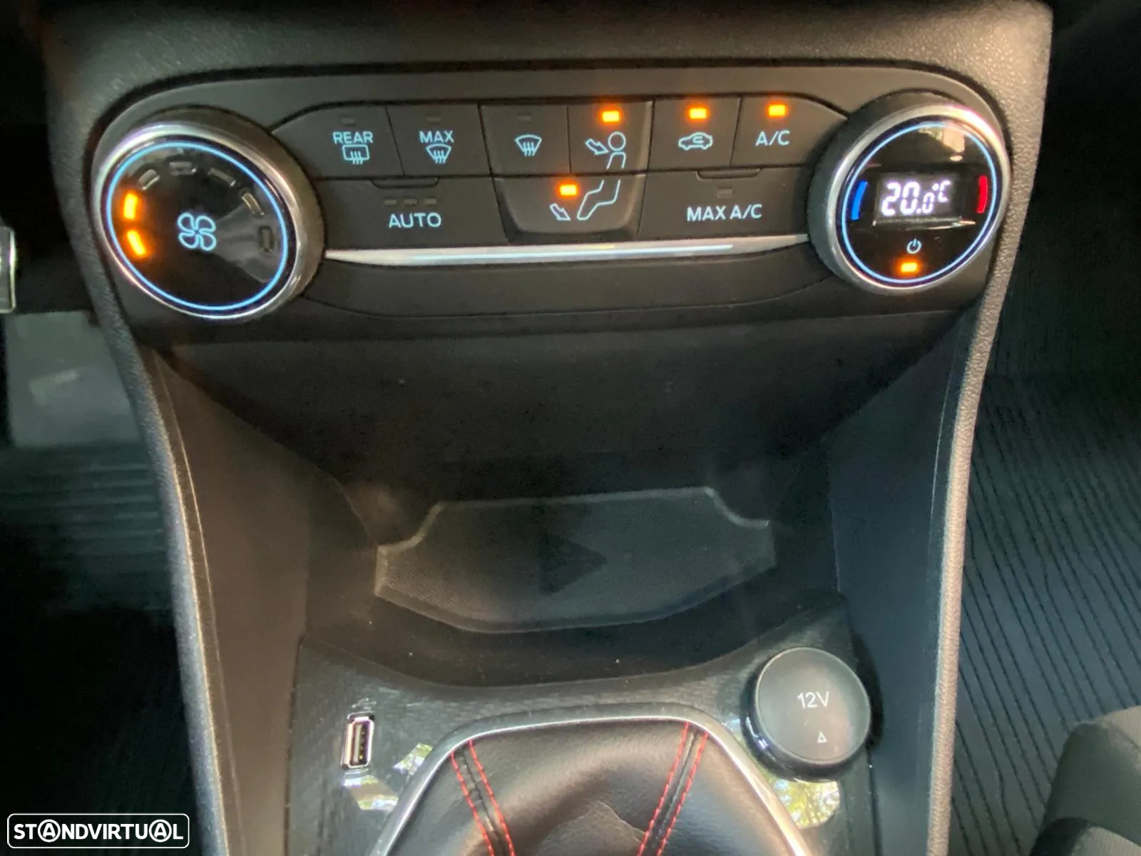 Ford Fiesta 1.0 EcoBoost ST-Line - 25