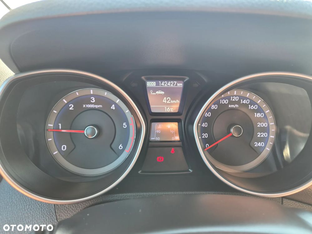 Hyundai i30 blue 1.6 CRDi Classic Navigation - 14