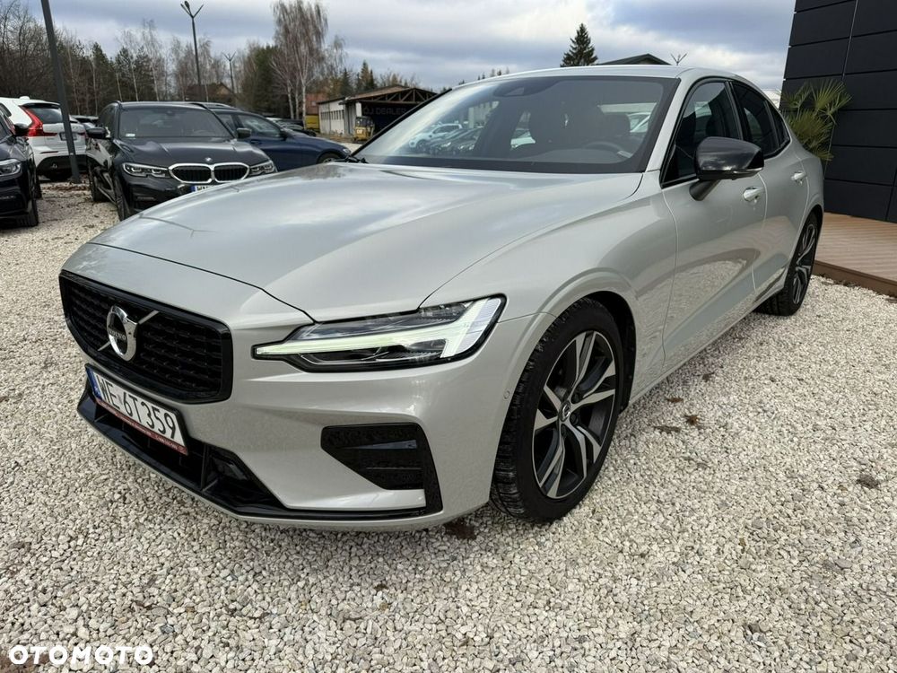 Volvo S60 B4 B R-Design - 9