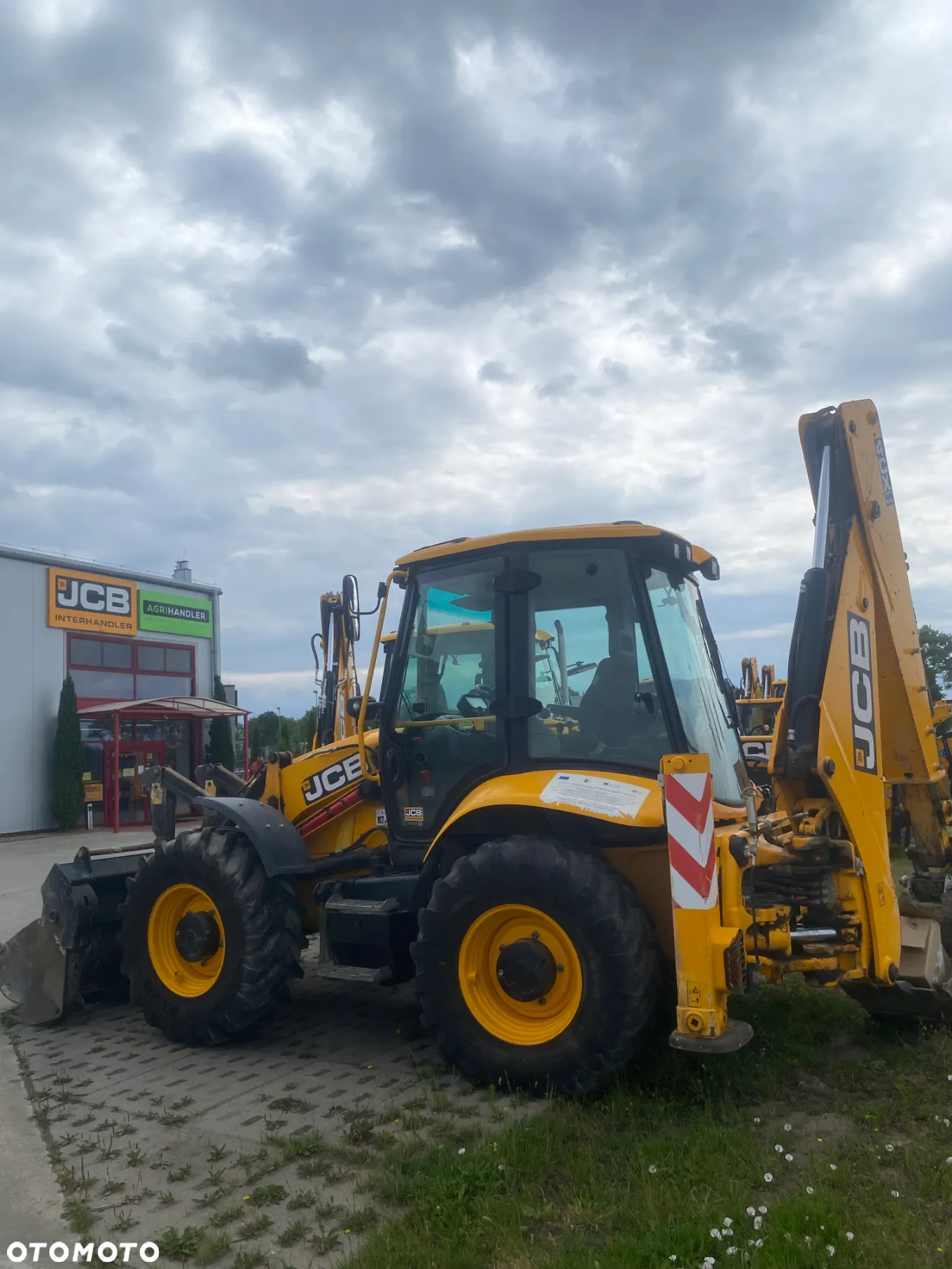 JCB 4CX PLUS - 2
