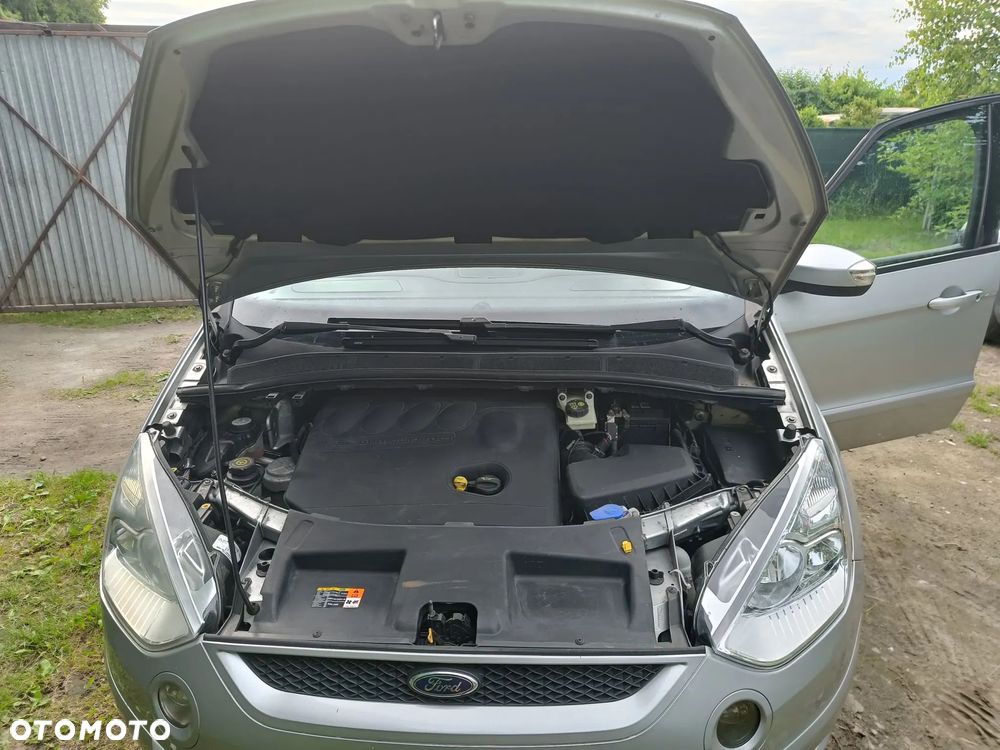 Ford S-Max - 20