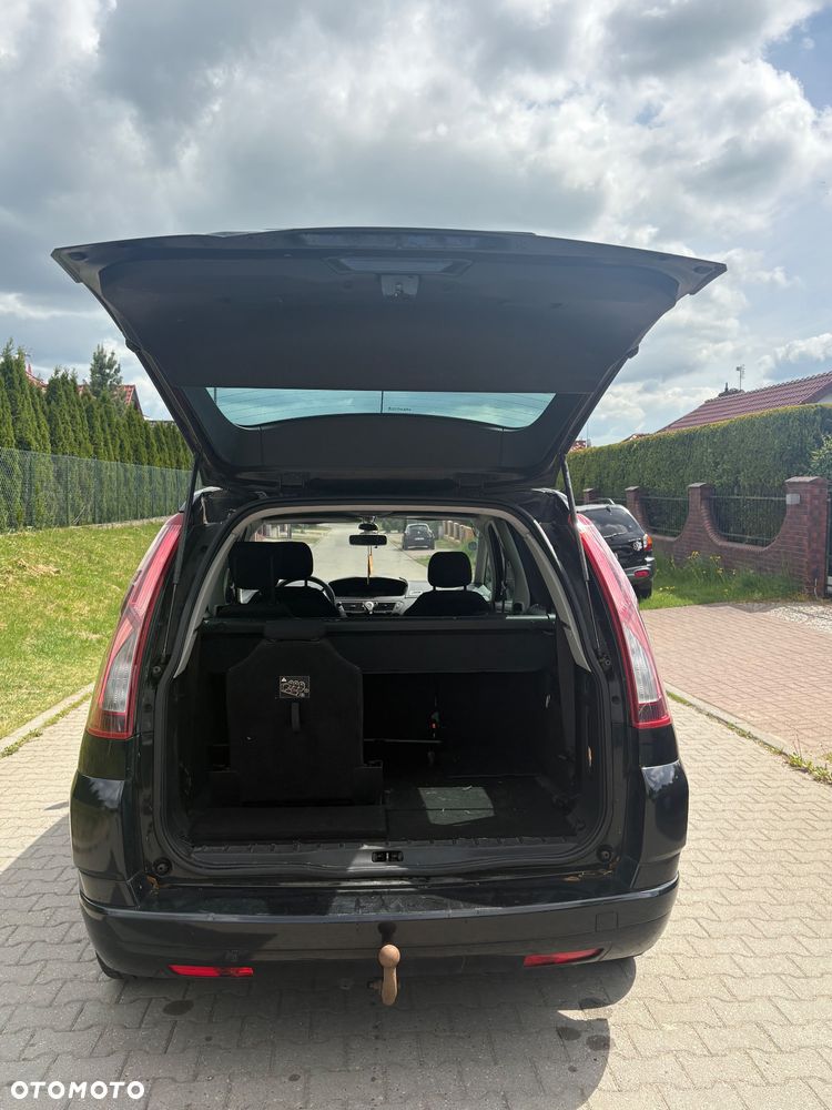 Citroën C4 Picasso 2.0 16V Exclusive - 9