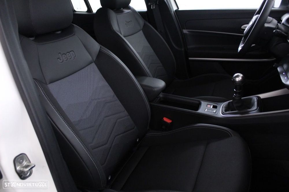 Jeep Avenger 1.2 GSE T3 Altitude - 26