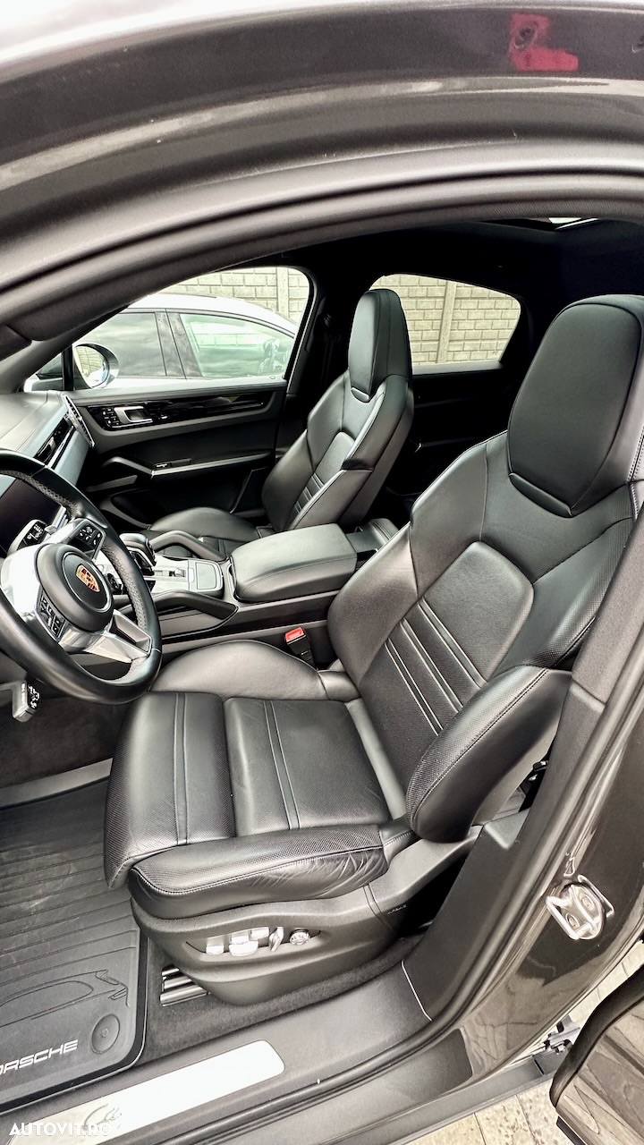Porsche Cayenne Coupe S - 12