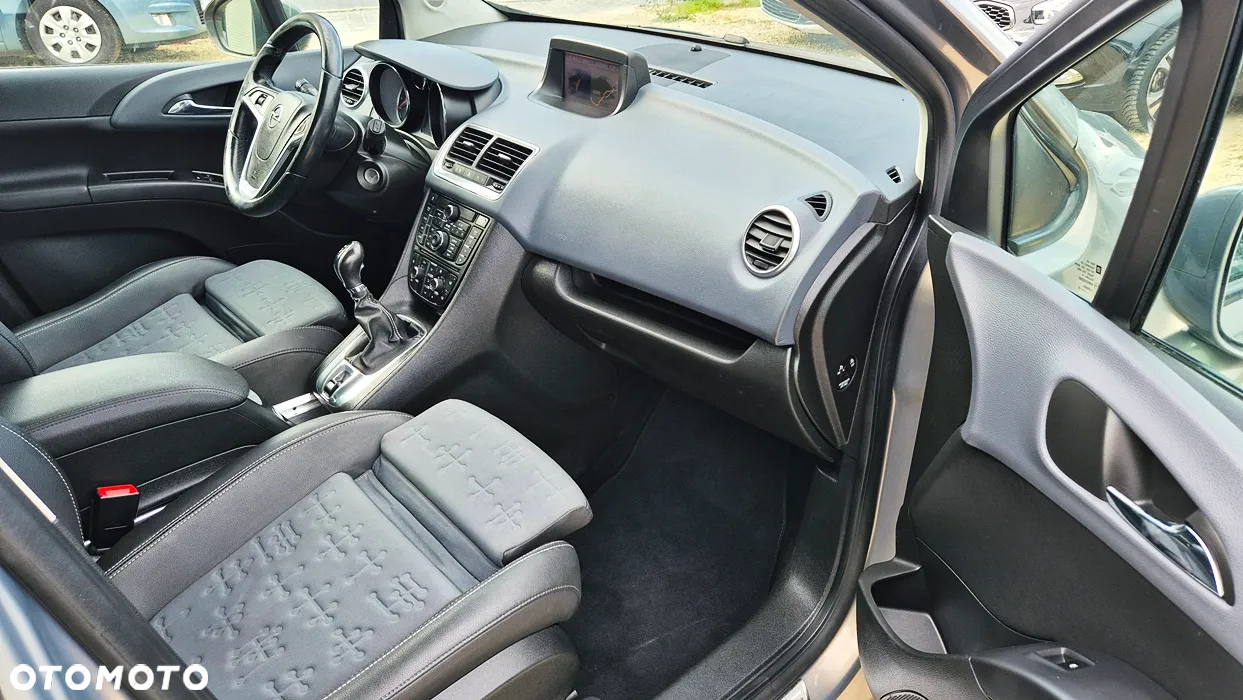 Opel Meriva 1.4 T Cosmo - 34