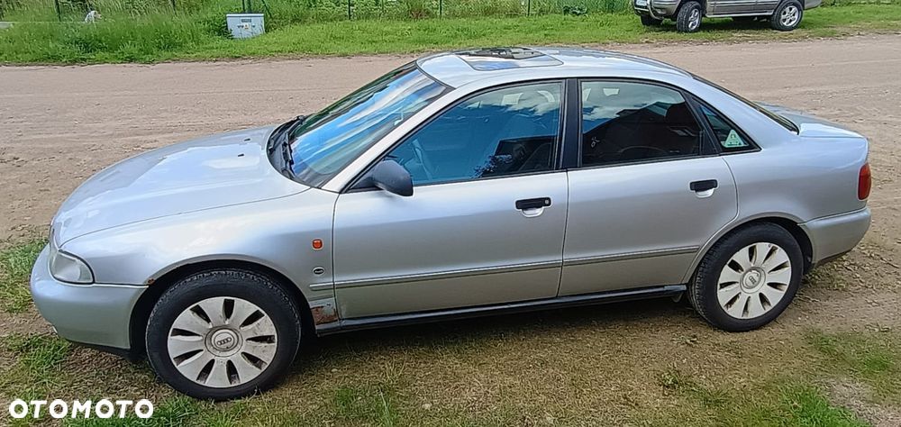 Audi A4 Limousine - 3