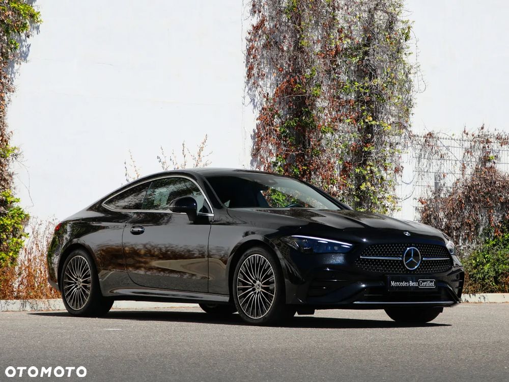 Mercedes-Benz CLE 200 4Matic 9G-TRONIC Edition AMG Line - 4
