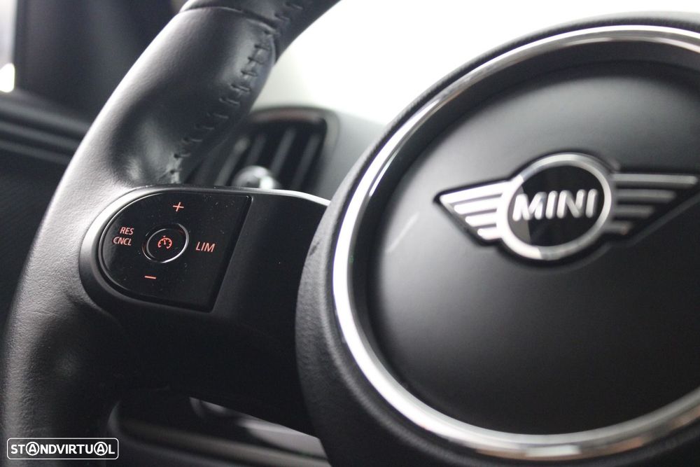 MINI Countryman Cooper SE ALL4 Auto - 11