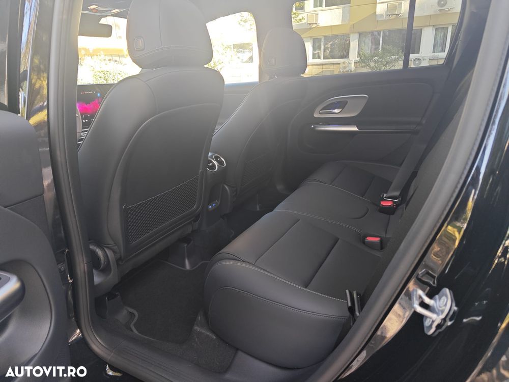 Mercedes-Benz GLB - 18