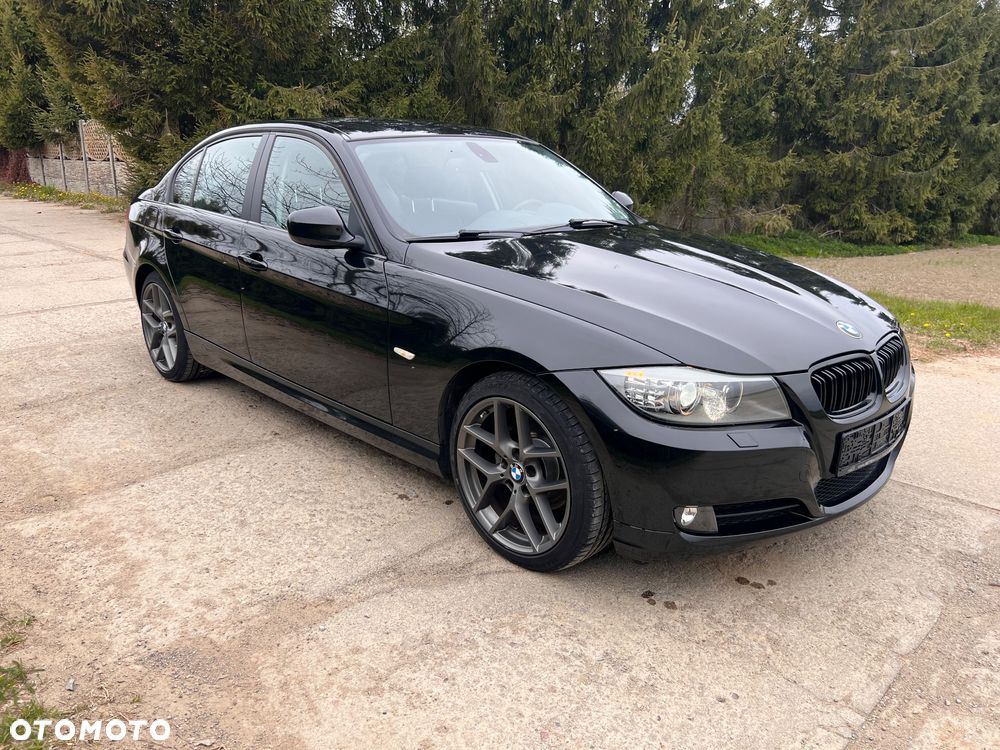 BMW Seria 3 318i - 1