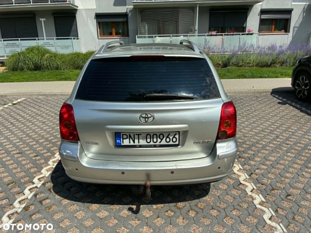 Toyota Avensis 1.8 VVT-i Combi - 3