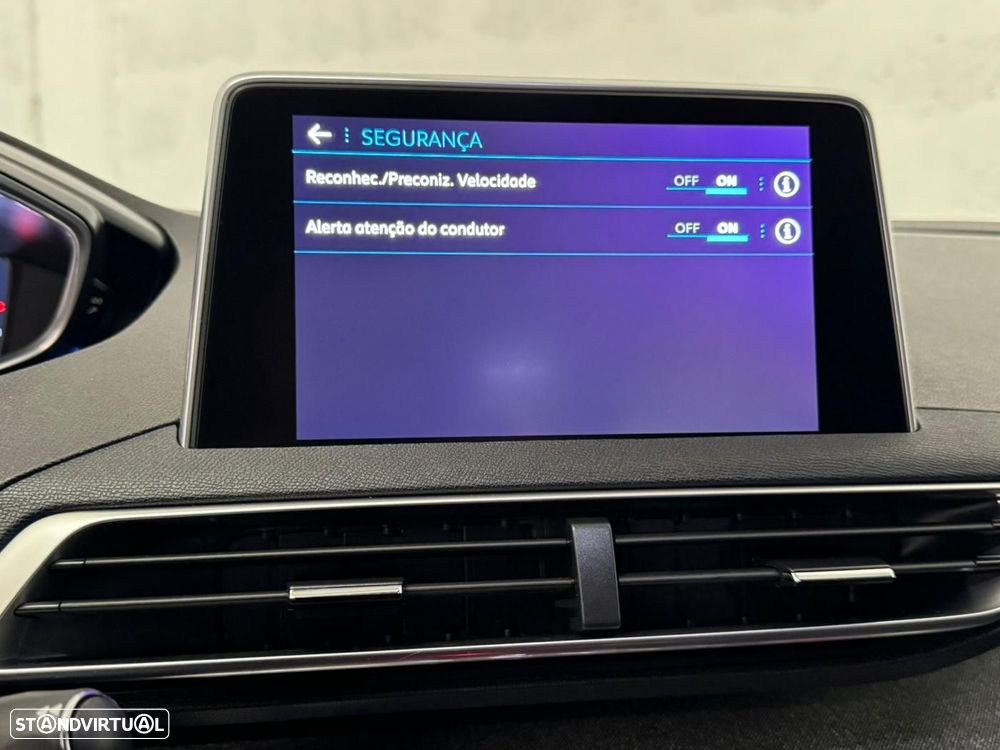 Peugeot 3008 1.5 BlueHDi Allure - 26