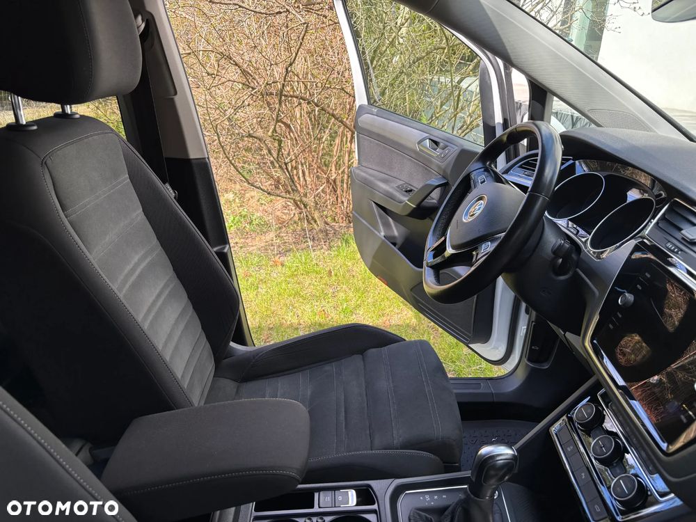 Volkswagen Touran 1.5 TSI EVO Comfortline DSG - 14