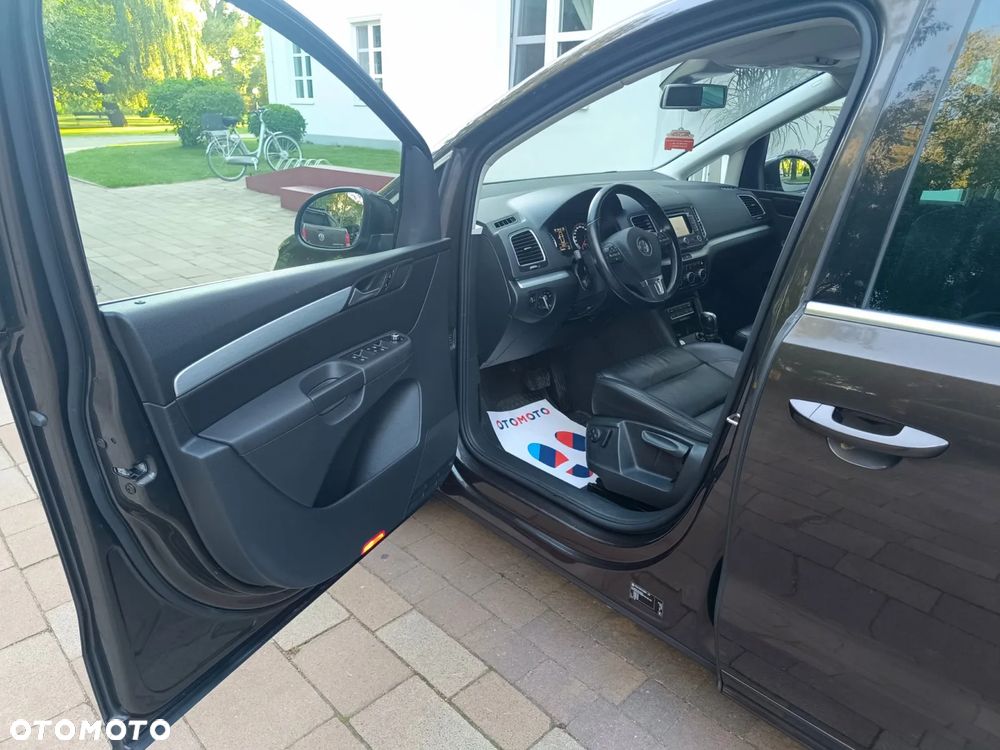 Volkswagen Sharan 2.0 TDI DSG BlueMotion Technology Highline - 20