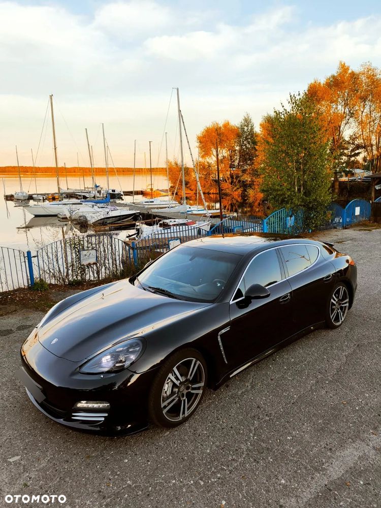 Porsche Panamera 4S - 1