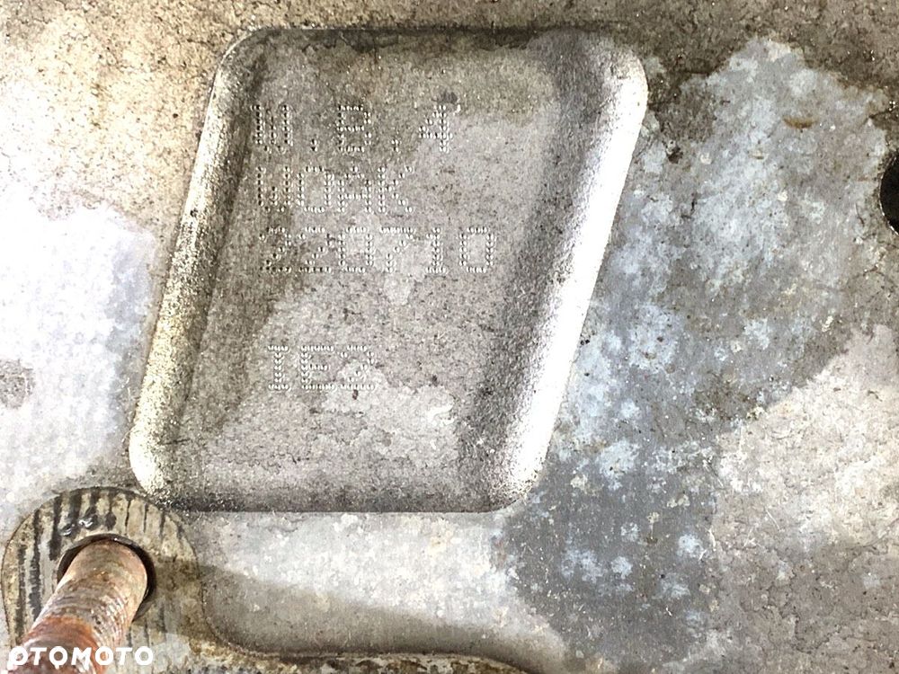 SILNIK  VW CADDY III Nadwozie pełne/minivan (2KA, 2KH, 2CA, 2CH) 2004 - 2015 1.6 TDI 75 kW [102 KM] - 9