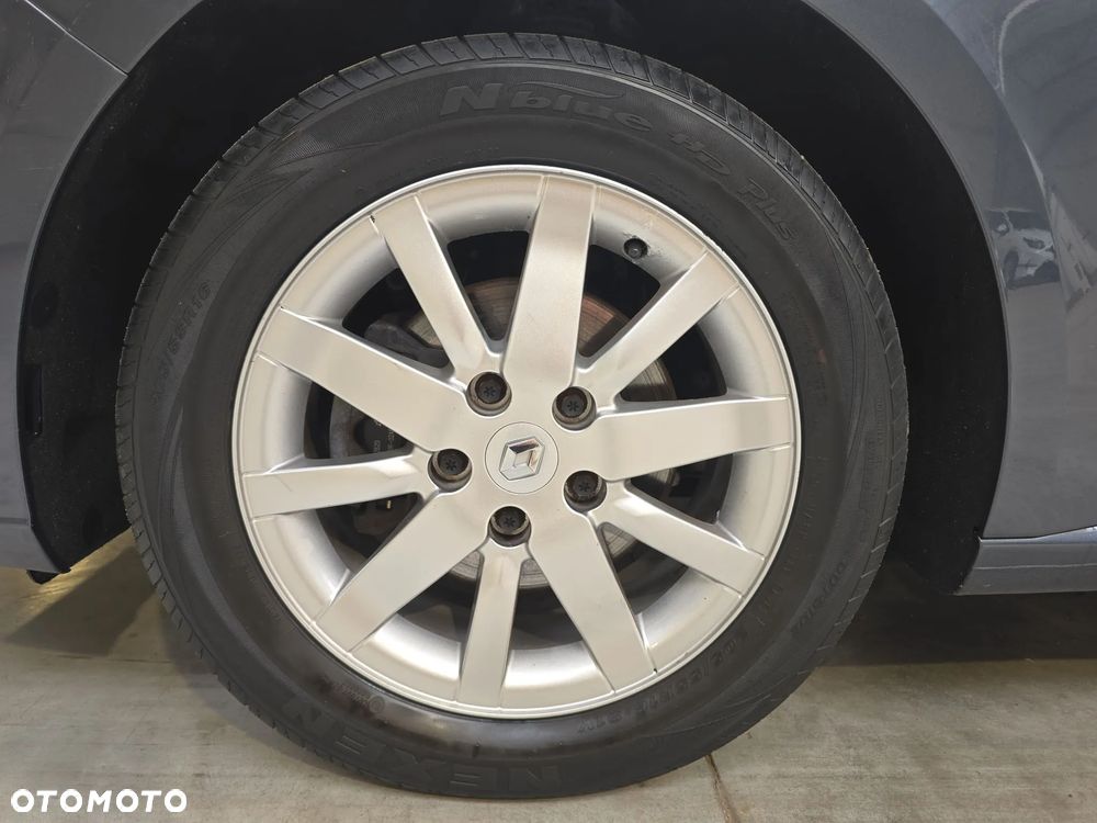 Renault Megane 1.2 Energy TCe Limited - 27