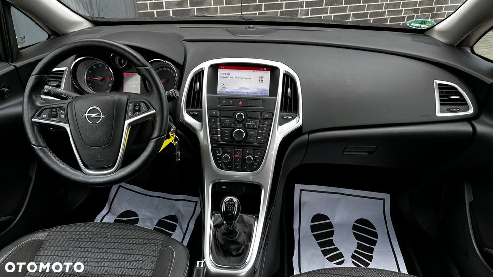 Opel Astra 1.4 Turbo - 31