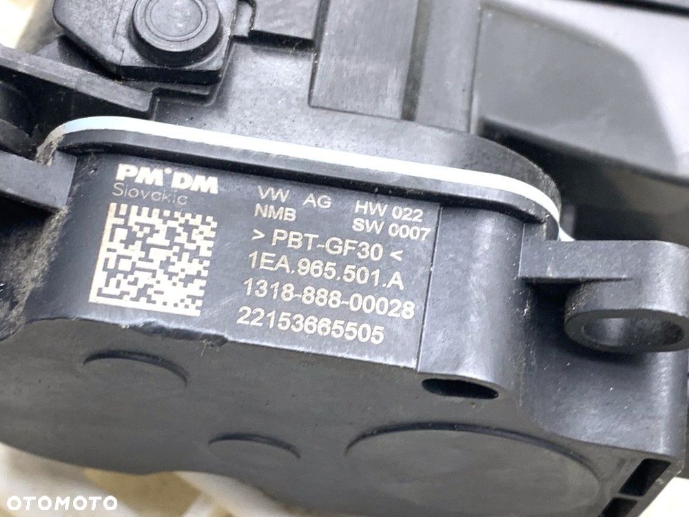 KIEROWNICA POWIETRZA ROLETA ŻALUZJA  VW ID.3 (E11) 2019 - 2022 Pro 150 kW [204 KM] elektryczny 2021 - 5