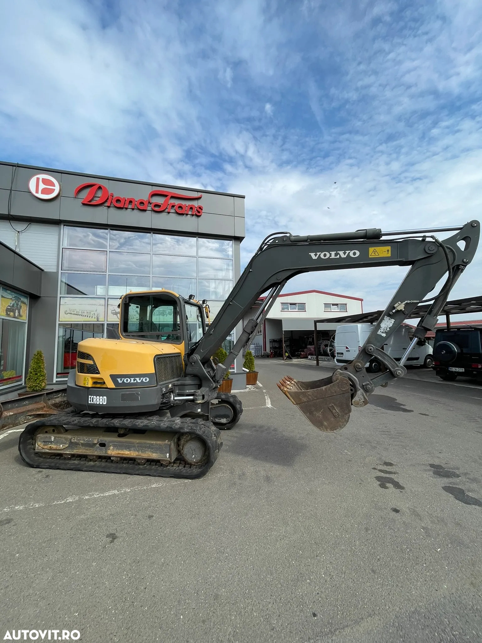 Volvo ECR88D - 3