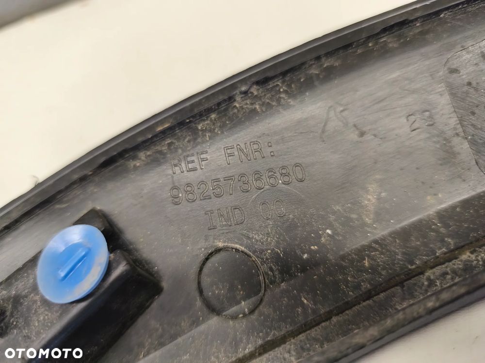 LISTWA NAKŁADKA BŁOTNIKA PRAWY PRZÓD 9825736680 PEUGEOT 2008 II - 5