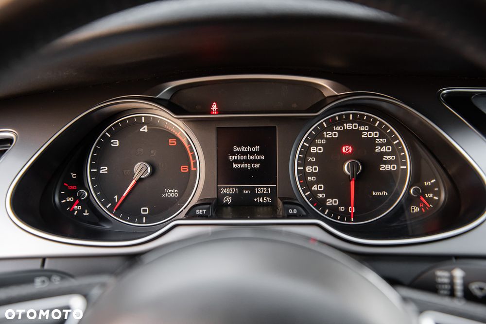 Audi A4 Avant 2.0 TDI DPF S line Sportpaket - 20