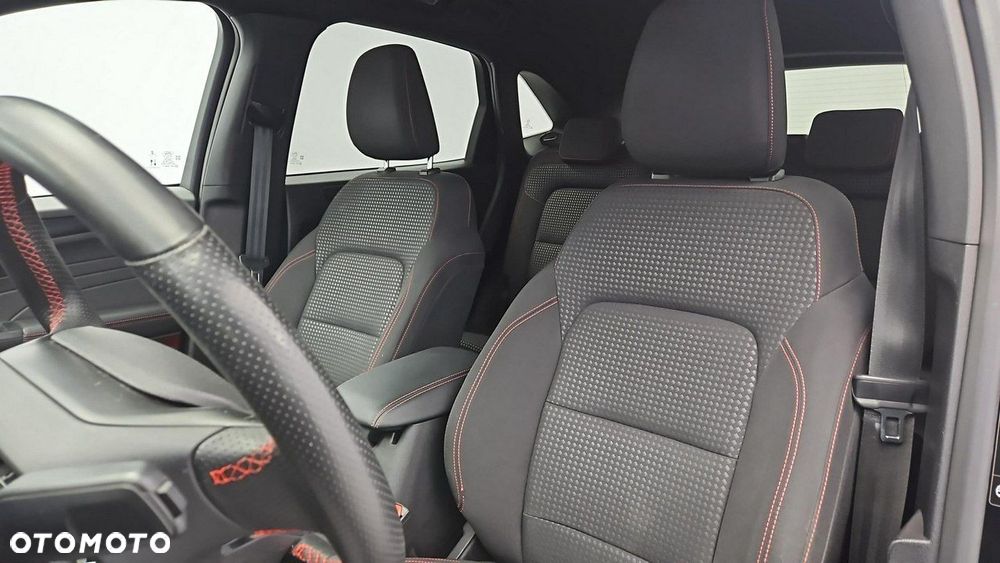 Ford Kuga 2.5 FHEV FWD ST-Line - 11