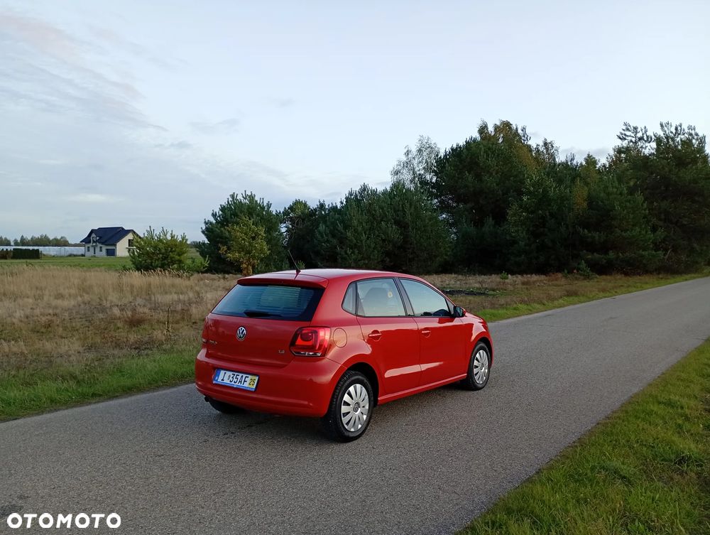 Volkswagen Polo 1.4 16V Trendline - 11