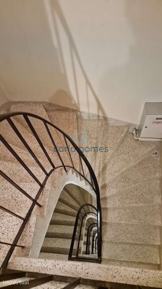 APARTAMENTO T2 C/ LUGAR DE GARAGEM TERRAÇO  ELEVADOR | BOAVISTA, PORTO - Grande imagem: 2/33