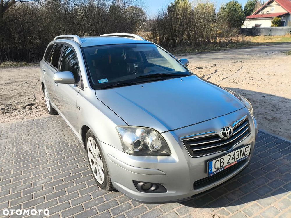 Toyota Avensis 2.2 D-CAT Travel - 9