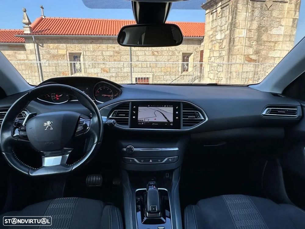 Peugeot 308 - 34