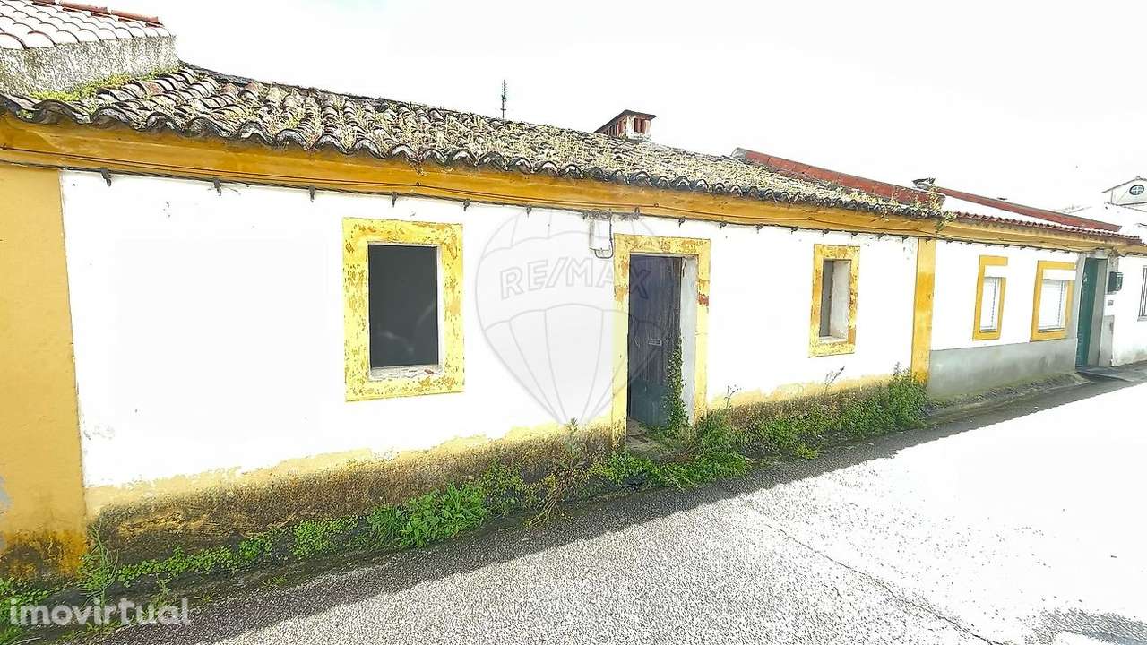 Moradia T2 para venda - Grande imagem: 2/13